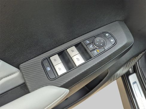 New 2025 Mitsubishi Outlander SEL image 20