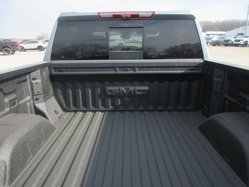 New 2026 GMC Sierra 1500 AT4X AWD/4WD image 7