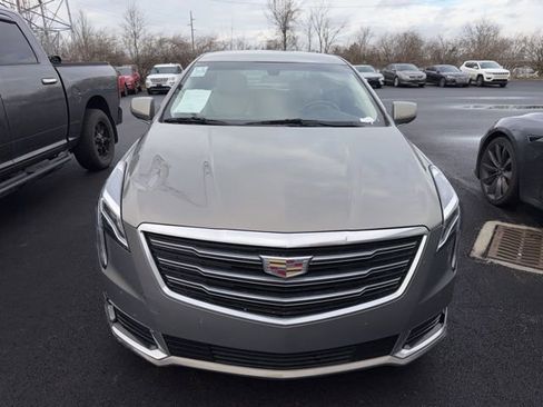 Used 2018 Cadillac XTS Luxury image 2