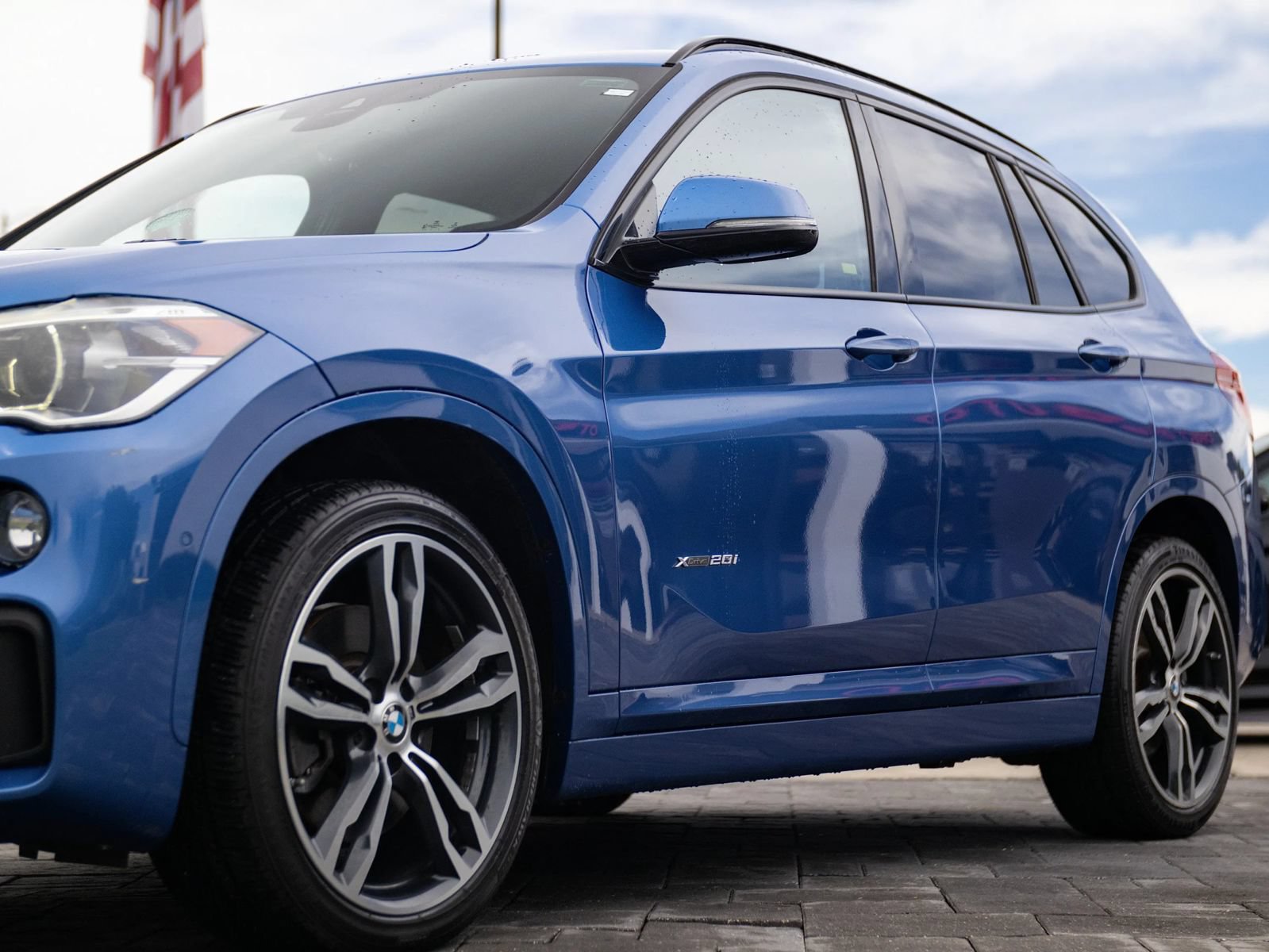 Used 2017 BMW X1 xDrive28i AWD/4WD image 9