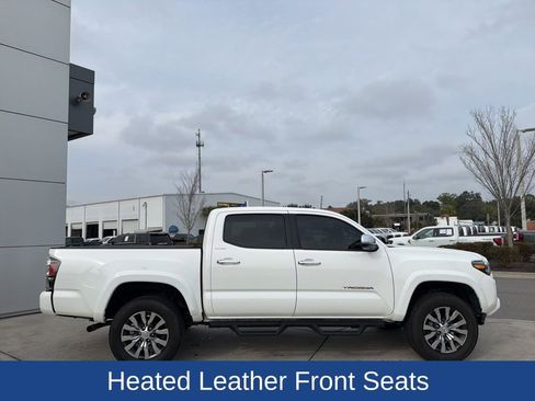 Used 2023 Toyota Tacoma Limited image 2
