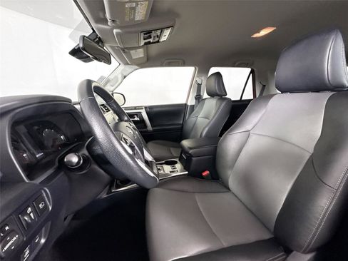 Certified 2024 Toyota 4Runner SR5 Premium AWD/4WD image 3