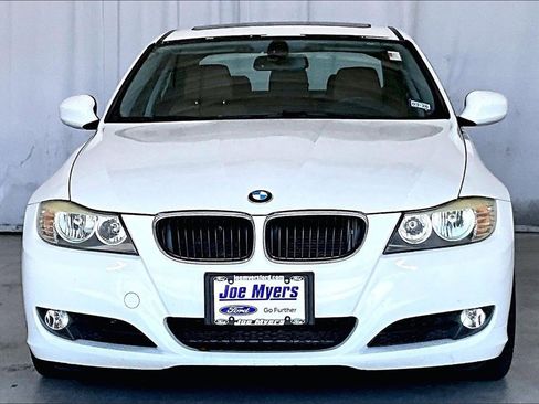 Used 2011 BMW 328i Sedan image 3