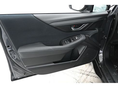 Used 2024 Subaru Outback Premium image 27