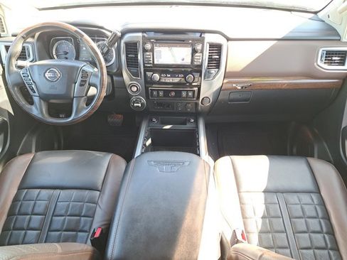 Used 2017 Nissan Titan Platinum Reserve image 18
