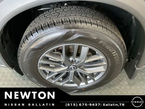 Used 2023 Nissan Rogue S FWD image 36
