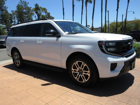 Certified 2025 Ford Expedition Max Active RWD image 6