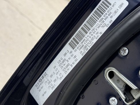 Used 2018 RAM 1500 Express w/ Express Value Package image 11