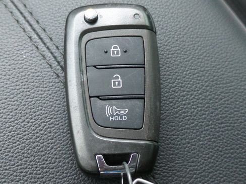 Certified 2024 Hyundai Tucson SE FWD image 22