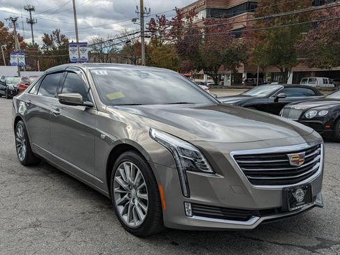 Used 2018 Cadillac CT6 Luxury image 6