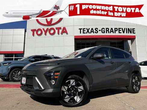 Used 2025 Hyundai Kona SEL image 1