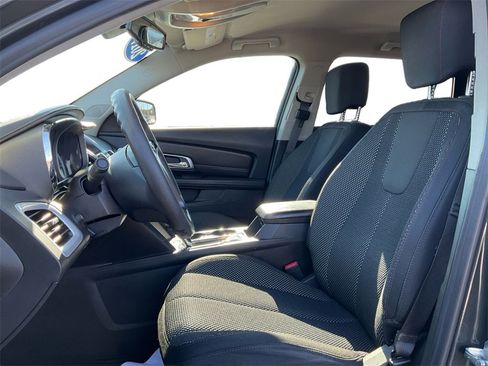 Used 2017 GMC Terrain SLE image 22