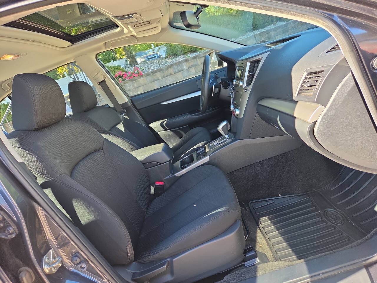 Used 2012 Subaru Legacy 2.5i Premium AWD/4WD image 24
