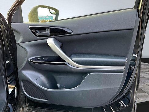 Used 2024 Mitsubishi Eclipse Cross LE AWD/4WD image 24