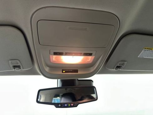 Used 2022 Chevrolet Colorado Z71 w/ Trail Boss Package image 24