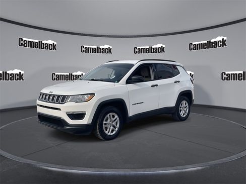 Used 2018 Jeep Compass Sport image 3