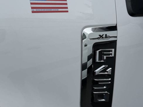 Used 2020 Ford F450 XL w/ Power Equipment Group image 17