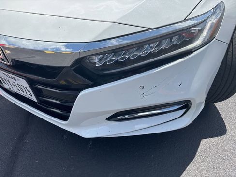 Used 2020 Honda Accord Touring image 4