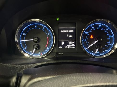 Used 2019 Toyota Corolla LE FWD image 15