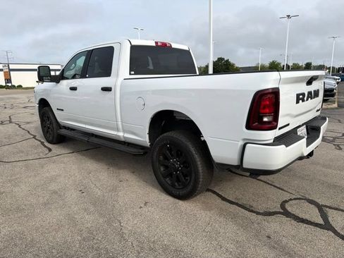 Used 2026 RAM 2500 Big Horn AWD/4WD image 5