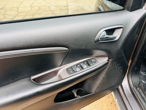 Used 2016 Dodge Journey Crossroad image 31