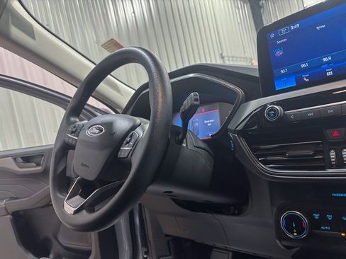 Used 2025 Ford Escape Active image 18