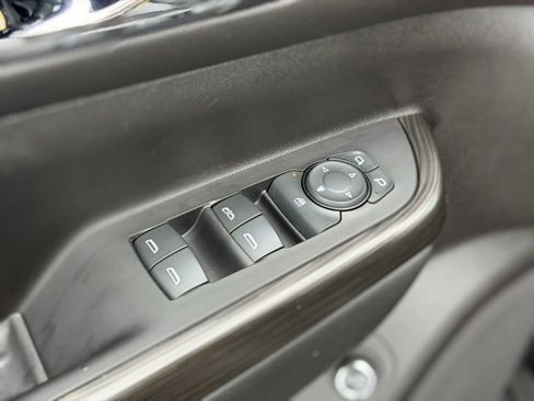 Used 2019 GMC Acadia SLT w/ Black Edition image 21