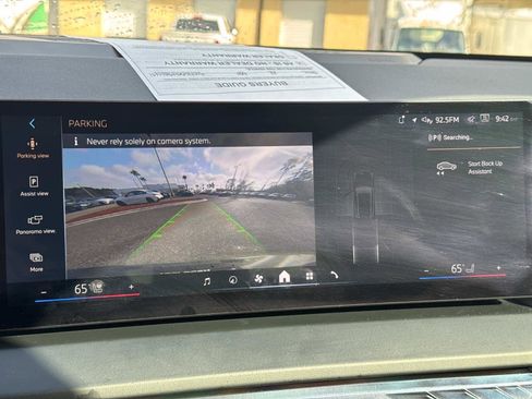 Used 2025 BMW X3 xDrive30i w/ Convenience Package image 25