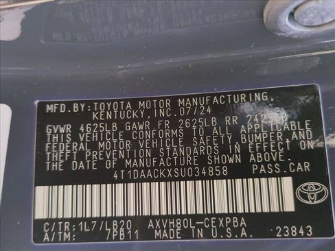 Used 2025 Toyota Camry XSE FWD image 14