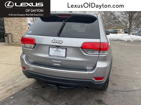 Used 2017 Jeep Grand Cherokee Limited w/ Luxury Group II image 5