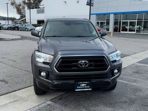 Used 2022 Toyota Tacoma SR5 image 3