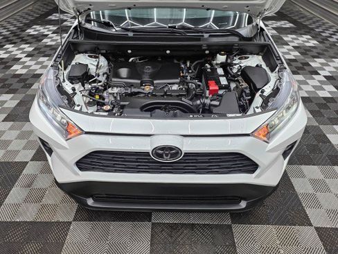 Used 2020 Toyota RAV4 XLE w/ Convenience Package AWD/4WD image 40