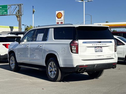 Used 2023 Chevrolet Suburban Premier image 7