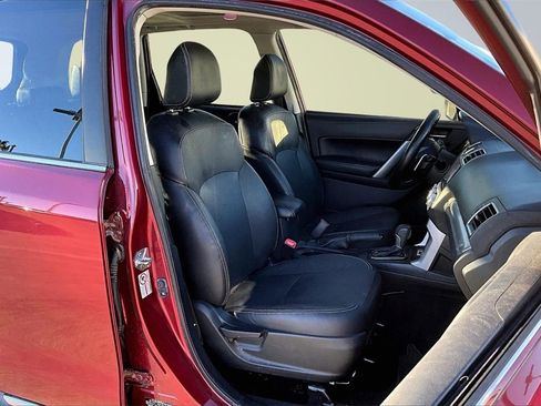 Used 2016 Subaru Forester 2.0XT Touring w/ Eyesight & Navigation System image 8