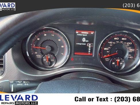 Used 2014 Dodge Charger SXT AWD/4WD image 18