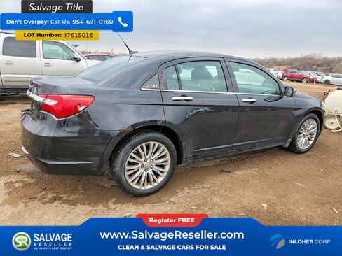 Used 2011 Chrysler 200 Limited image 4