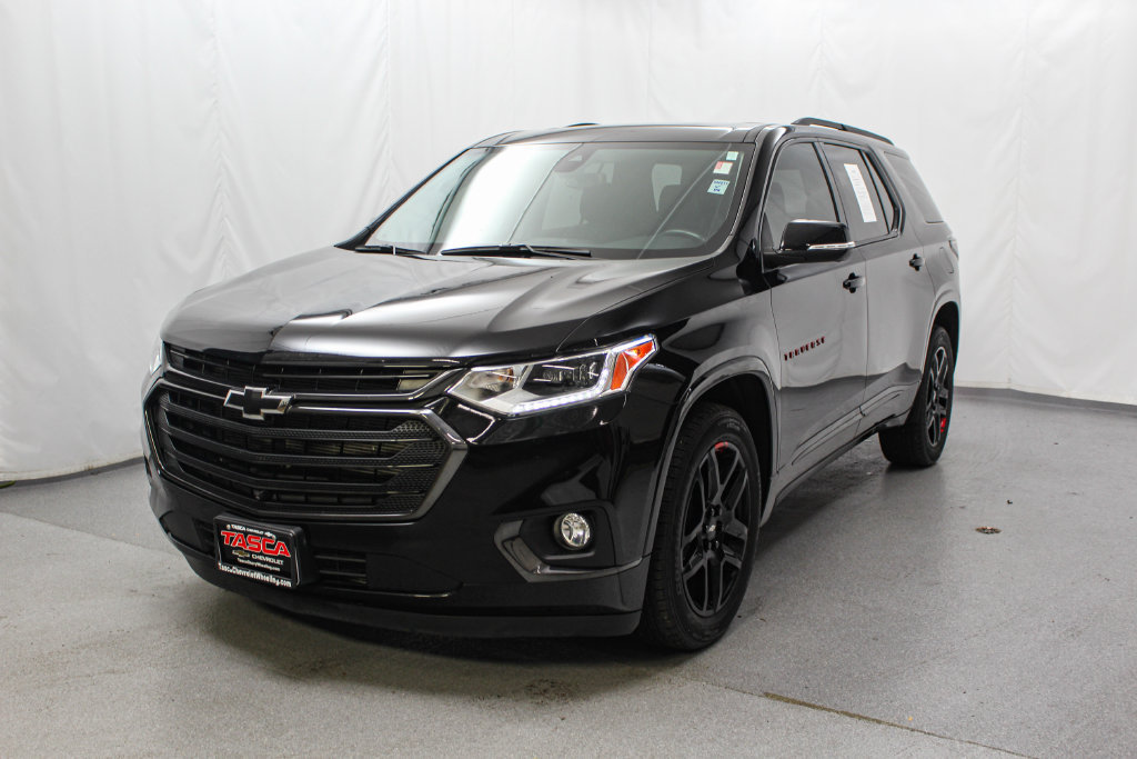 Used 2021 Chevrolet Traverse Premier w/ Redline Edition AWD/4WD image 5
