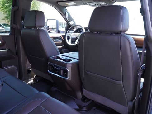 Certified 2025 GMC Sierra 2500 Denali w/ Denali Reserve Package AWD/4WD image 11
