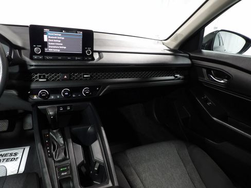 Used 2023 Honda Accord EX image 13