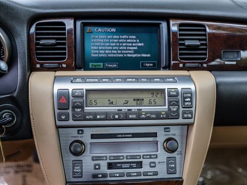 Used 2007 Lexus SC 430 Convertible RWD image 18