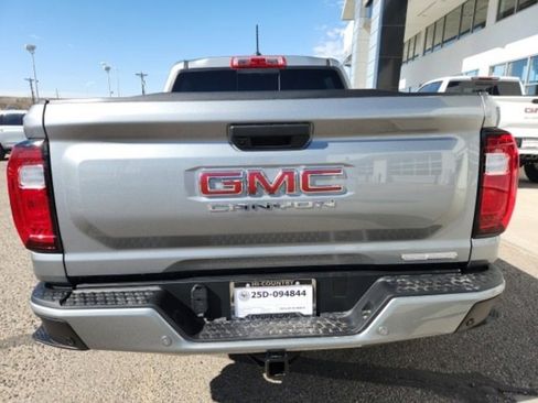 New 2025 GMC Canyon Elevation w/ Convenience Package image 6