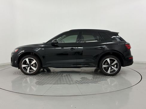 Used 2023 Audi Q5 2.0T Premium Plus w/ Premium Plus Package AWD/4WD image 2