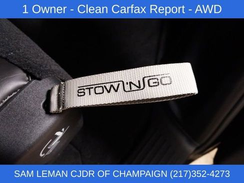 Used 2025 Chrysler Pacifica Select image 14