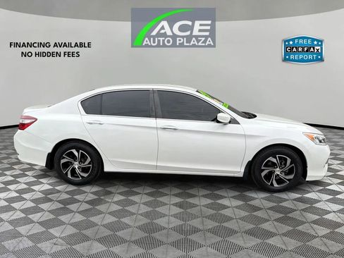 Used 2017 Honda Accord LX image 4