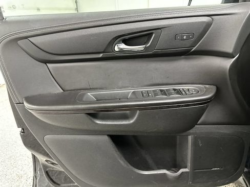 Used 2017 Chevrolet Traverse Premier AWD/4WD image 10