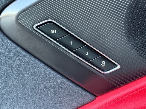 Used 2023 Chevrolet Corvette Stingray Preferred Conv w/ Stealth Interior Trim Package RWD image 19