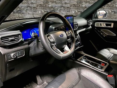 Used 2022 Ford Explorer ST w/ Equipment Group 401A image 16