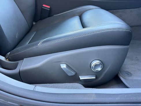 Used 2025 Lucid Air Touring AWD/4WD image 23