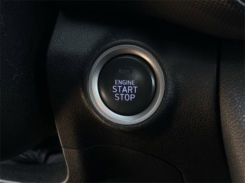 Used 2018 Hyundai Kona SEL image 24