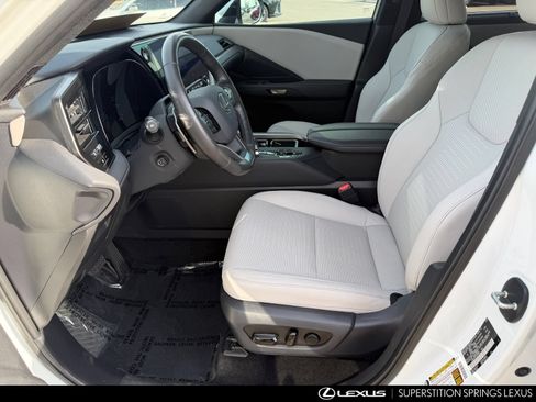 Used 2025 Lexus TX 350 FWD image 13